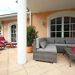 Wellness Homes Ferienhaus *